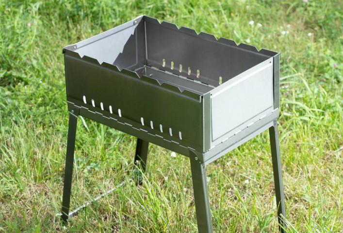 Главный инструмент пикника: как правильно выбрать складной мангал для шашлыка
